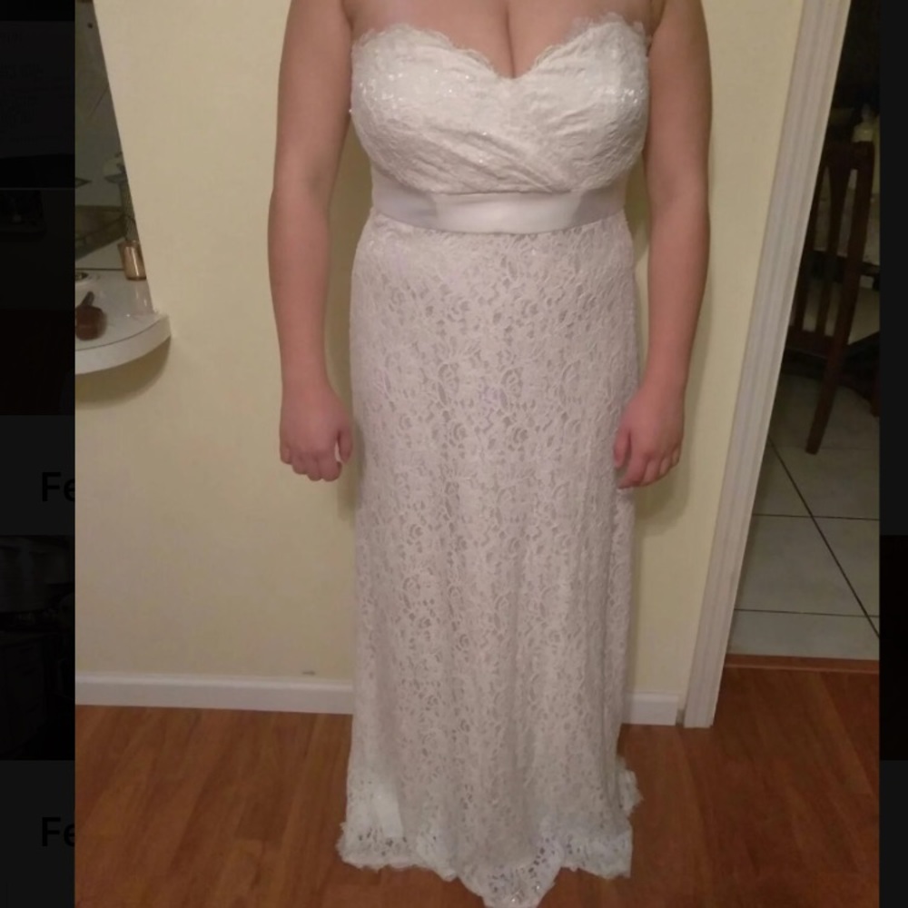 Lace Strapless White House‎ black market wedding